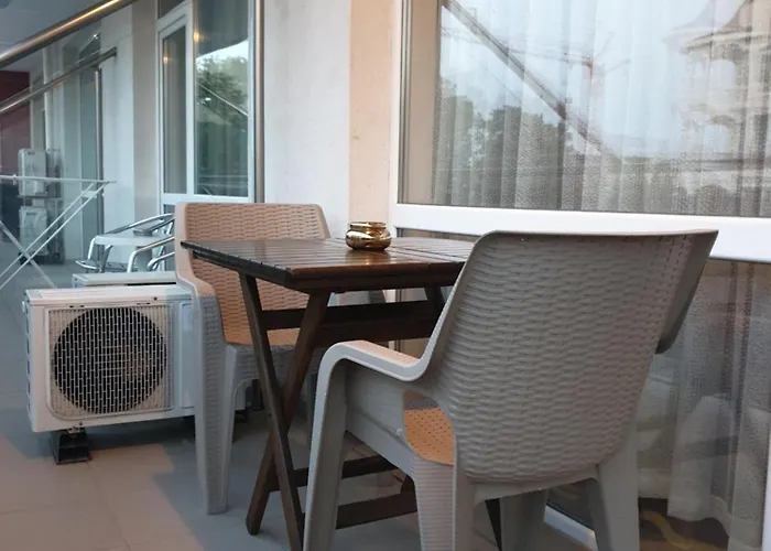 Cozy By Julie Apartament